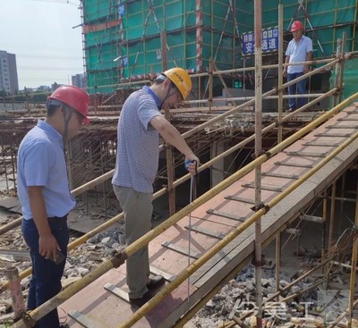 區(qū)住建局開展執(zhí)法檢查 保障在建工程質量安全